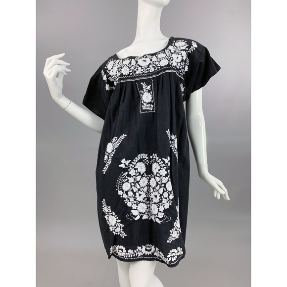 OS 2XL Vintage 70s Mexican Embroidered Mini Dress - Picture 3 of 8